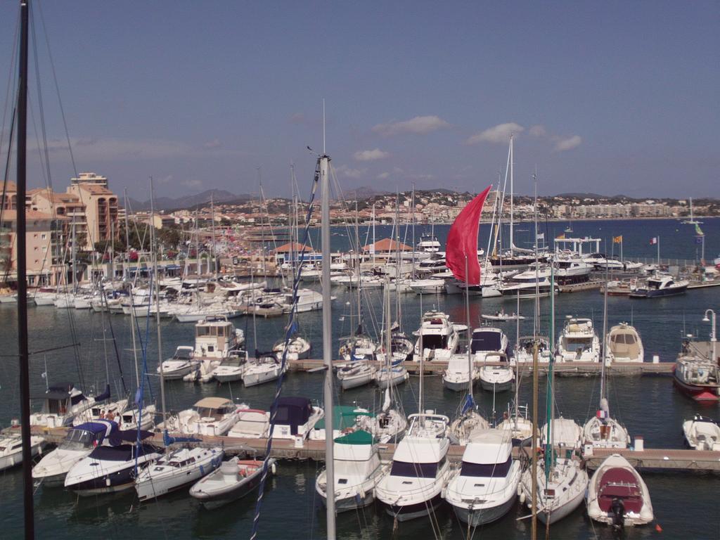 Apartment Hirondelle Port Fréjus Camera foto